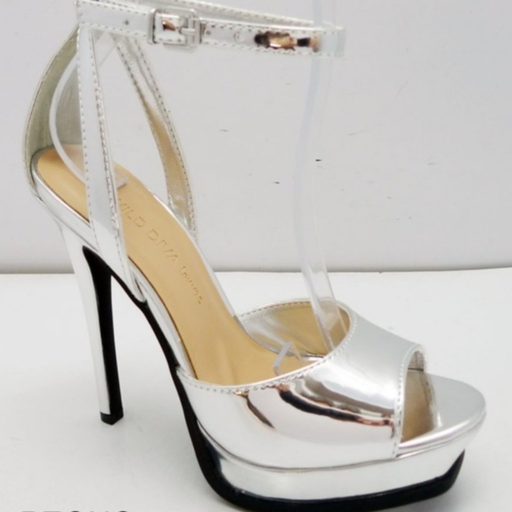 Brand New Wild Diva Silver Metallic Stiletto Heels - Picture 3 of 8